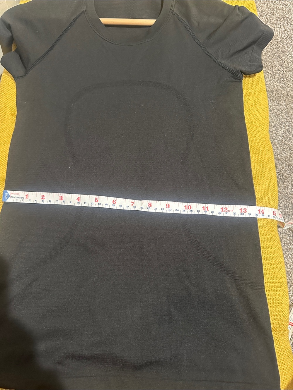 lululemon athletica Black Short Sleeve Crew Tee - Picture 6 of 6